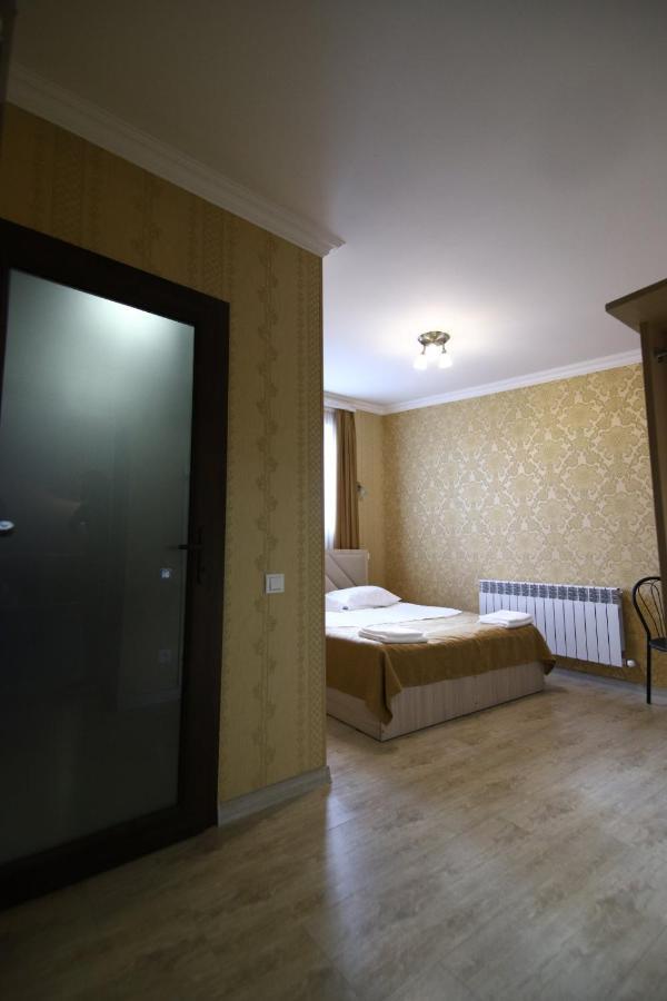 Gyumri Guest House Экстерьер фото